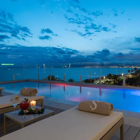 Pure Salt Residences Apartment